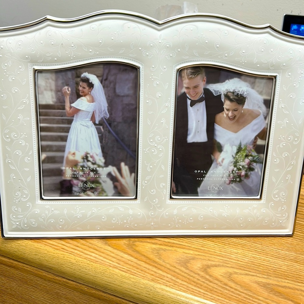 Wedding Promises Opal Innocence 5x7 Double Frame
